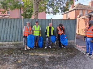 Litter pickers in Highbridge